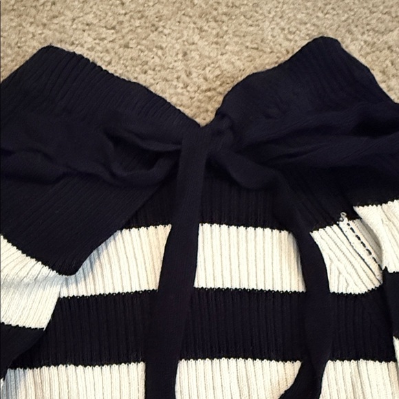 Zara Ribbed Sweater - Black and White Stripes - Picture 5 of 6